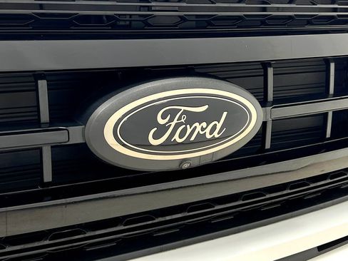 Used 2022 Ford F150 XLT w/ Equipment Group 302A High AWD/4WD image 40