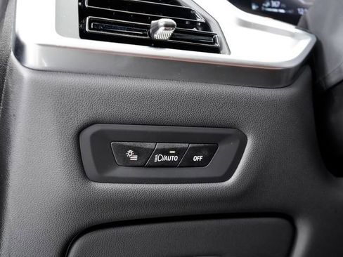 Used 2025 BMW X5 xDrive50e w/ M Sport Package image 10