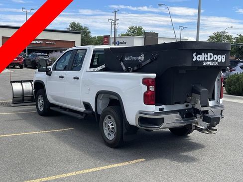 Used 2022 Chevrolet Silverado 2500 W/T w/ WT Fleet Convenience Package AWD/4WD image 5