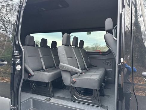 Used 2024 Mercedes-Benz Sprinter 2500 image 10