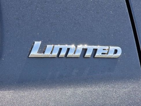 Used 2017 Toyota Tundra Limited w/ Limited Premium Package image 29