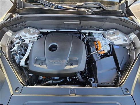 Used 2024 Volvo XC90 T8 Ultimate w/ Protection Package Premier image 24