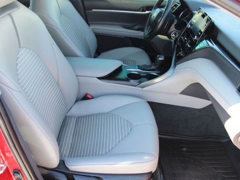 Certified 2023 Toyota Camry SE image 20