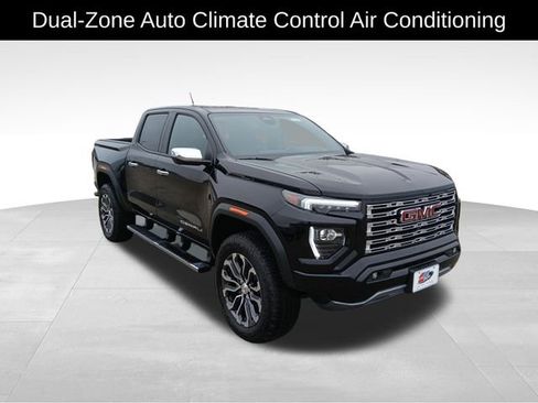 New 2026 GMC Canyon Denali image 8