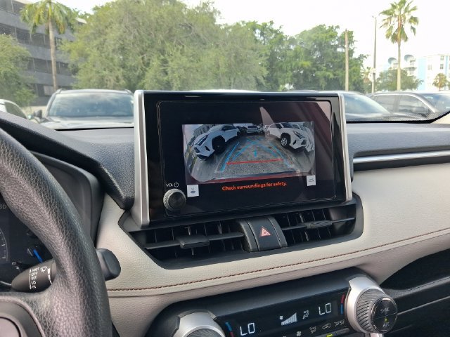 Used 2025 Toyota RAV4 XLE AWD/4WD image 21