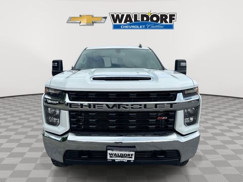Used 2023 Chevrolet Silverado 2500 LT AWD/4WD image 2