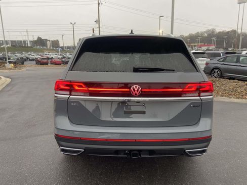 New 2026 Volkswagen Atlas SEL AWD/4WD image 8
