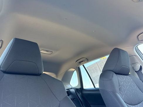 Used 2024 Toyota RAV4 XLE FWD image 19