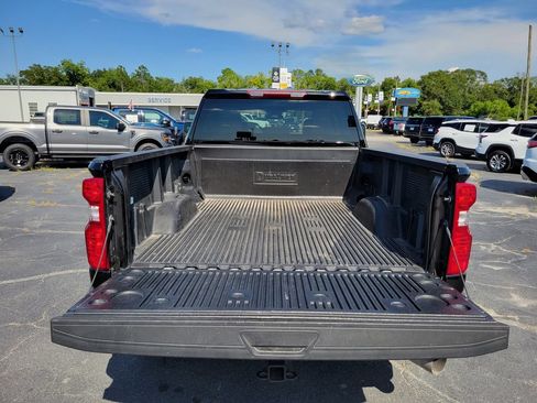 Used 2025 Chevrolet Silverado 2500 LT w/ Convenience Package AWD/4WD image 12