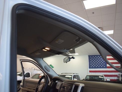 Used 2012 RAM 2500 SLT AWD/4WD image 49