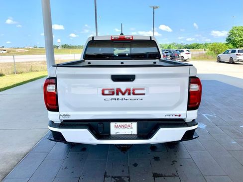 Used 2026 GMC Canyon AT4 w/ Technology Plus Package AWD/4WD image 7
