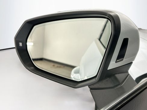 Used 2024 Audi Q3 2.0T Premium image 16