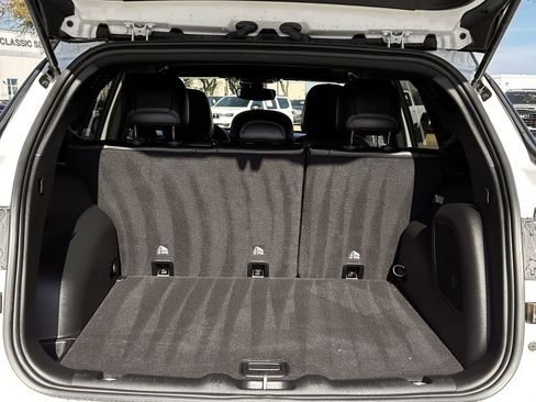 Used 2023 Jeep Compass High Altitude image 32