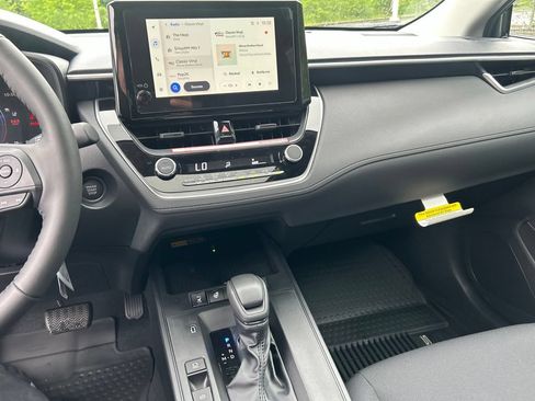 New 2026 Toyota Corolla Cross LE AWD/4WD image 17