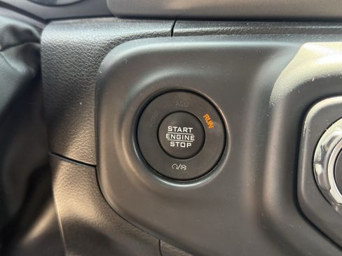 Used 2023 Jeep Wrangler Unlimited w/ Sun & Screen Package AWD/4WD image 25