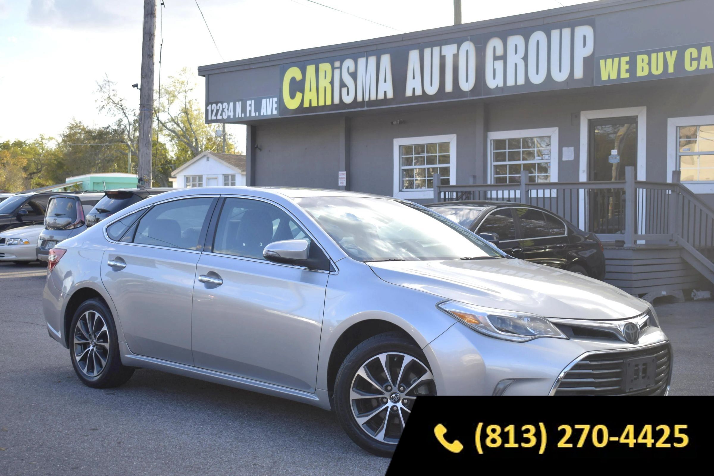 Used 2018 Toyota Avalon XLE FWD image 1