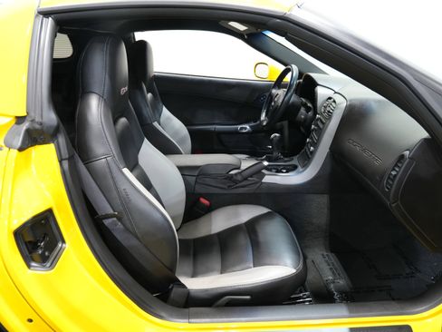 Used 2007 Chevrolet Corvette Z06 w/ Preferred Equipment Group image 30