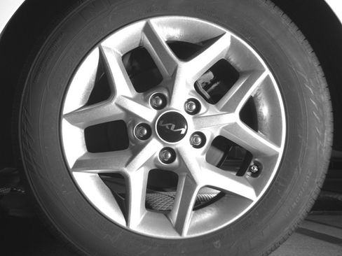 Used 2025 Kia Soul LX w/ LX Technology Package image 14