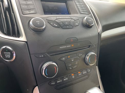 Used 2016 Ford Edge SEL FWD image 22