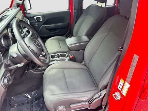 Used 2019 Jeep Wrangler Unlimited Sport S AWD/4WD image 9