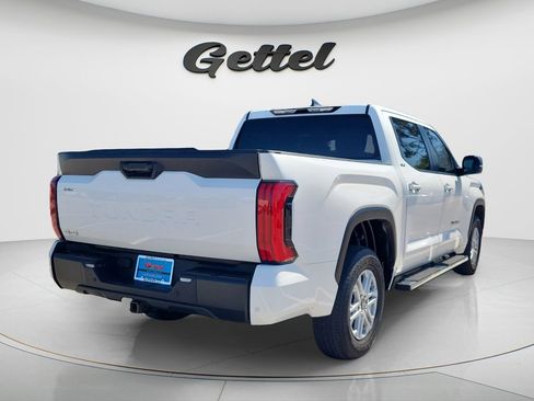 Used 2025 Toyota Tundra SR5 w/ SR5 Premium Package AWD/4WD image 5
