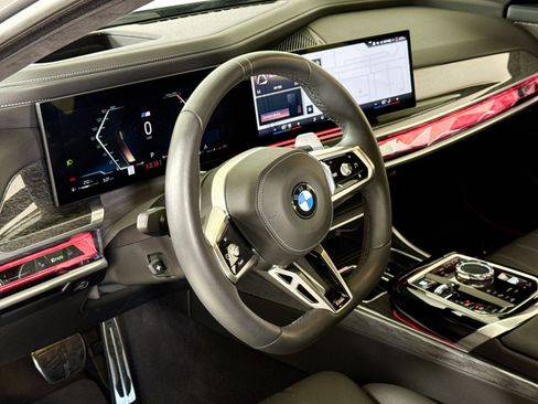 Used 2023 BMW 760i xDrive AWD/4WD image 14