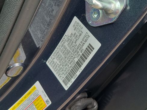 Certified 2023 Honda CR-V LX image 33