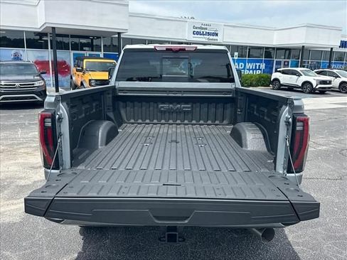 New 2026 GMC Sierra 2500 AT4 w/ AT4 Premium Plus Package AWD/4WD image 12