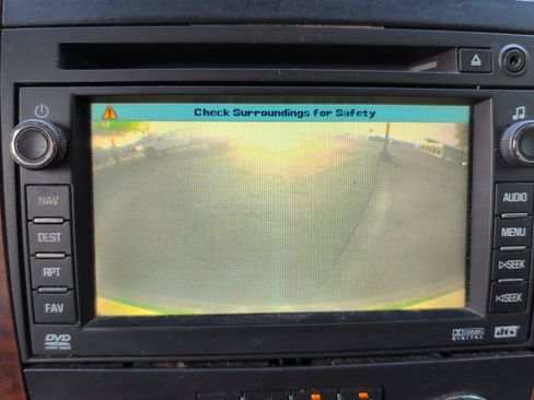 Used 2008 Chevrolet Tahoe LTZ w/ LTZ Preferred Equipment Group RWD image 18