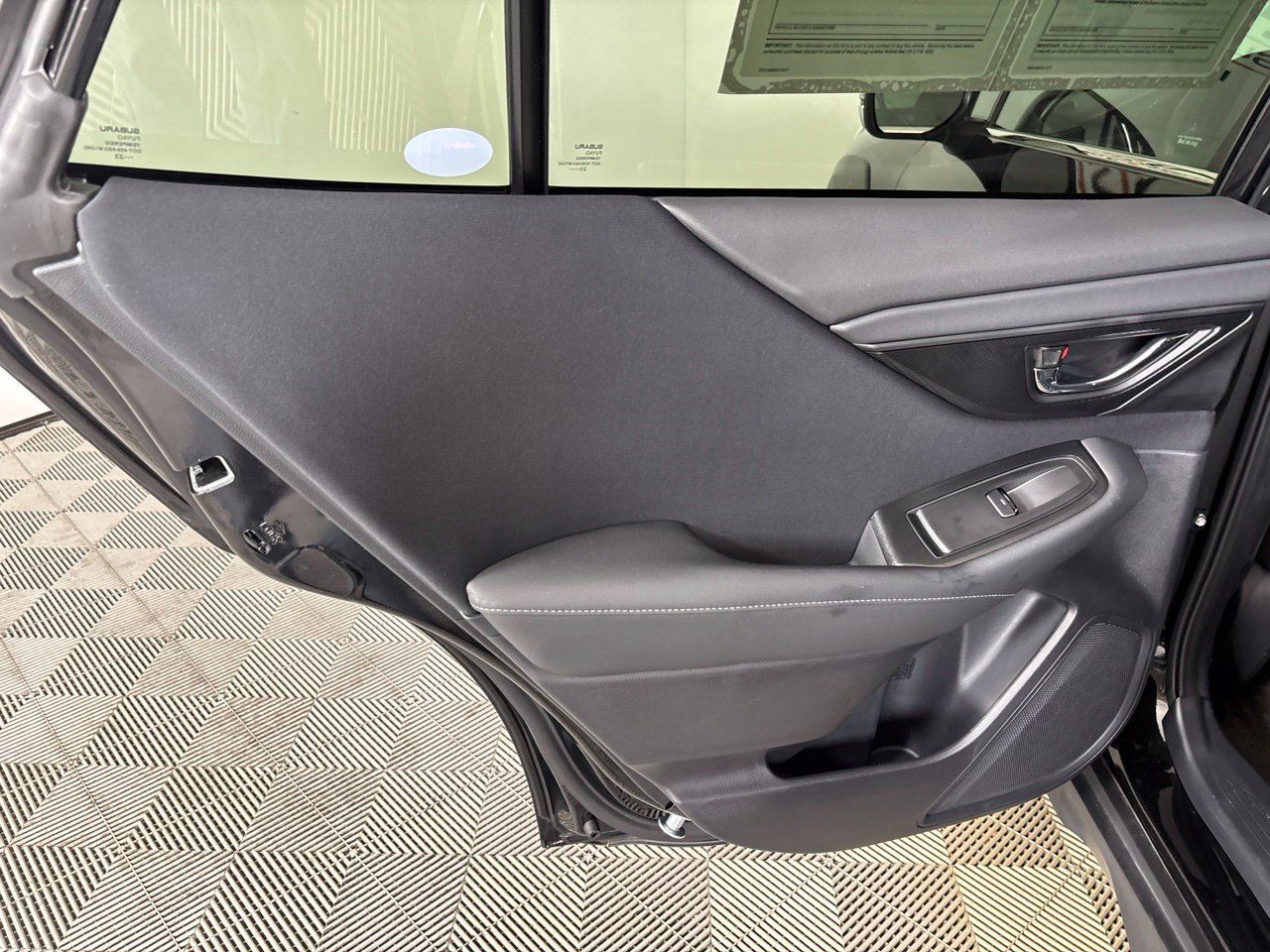 Used 2024 Subaru Outback Premium AWD/4WD image 19