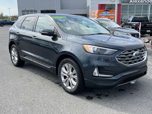 Used 2022 Ford Edge Titanium w/ Class II Trailer Tow Package AWD/4WD image 1