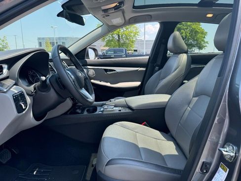Used 2024 INFINITI QX50 Luxe image 19