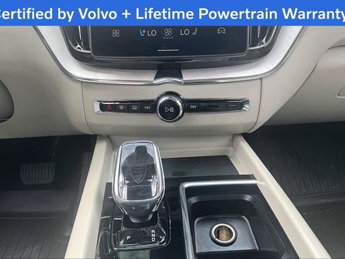Certified 2026 Volvo XC60 B5 Ultra w/ Protection Package Premier image 41