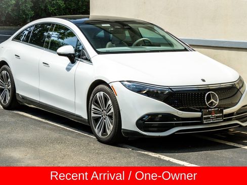 Used 2022 Mercedes-Benz EQS 450+ Sedan image 10