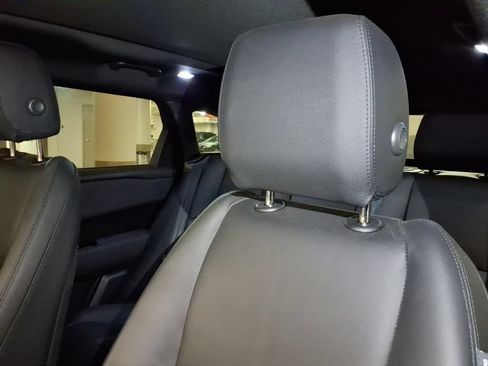 Used 2026 Land Rover Range Rover Velar Dynamic SE AWD/4WD image 12