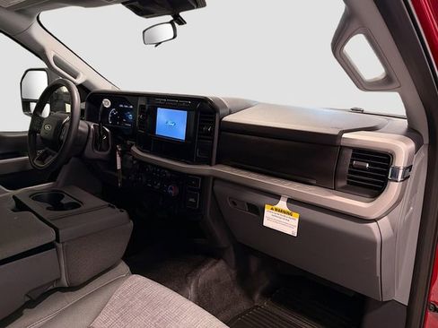 Used 2024 Ford F550 4x4 Regular Cab Super Duty w/ XLT Value Package image 20