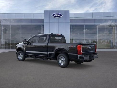 New 2026 Ford F250 XL w/ XL Chrome Package image 4