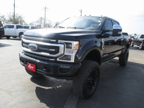 Used 2020 Ford F250 Platinum w/ Tremor Off-Road Package image 11