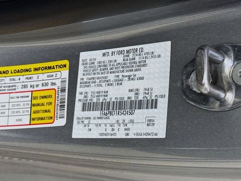 Used 2024 Ford Mustang GT Premium RWD image 31
