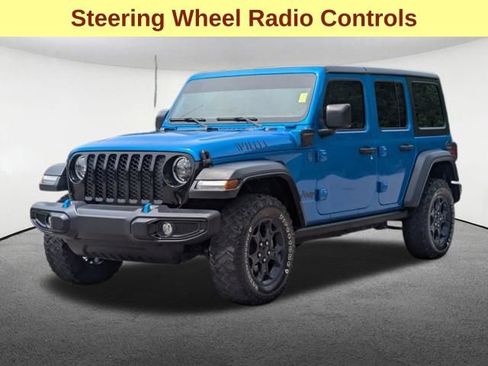 Used 2023 Jeep Wrangler Unlimited w/ Cold Weather Group AWD/4WD image 10