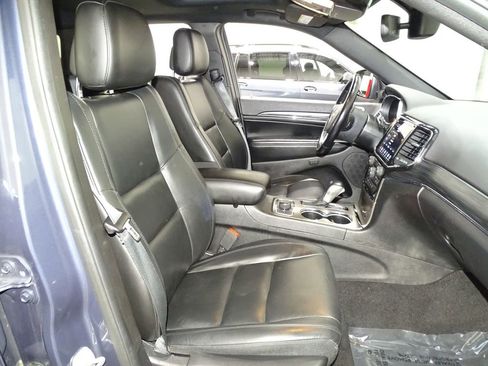 Used 2021 Jeep Grand Cherokee Limited image 17