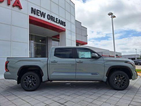 New 2026 Toyota Tundra Platinum AWD/4WD image 4