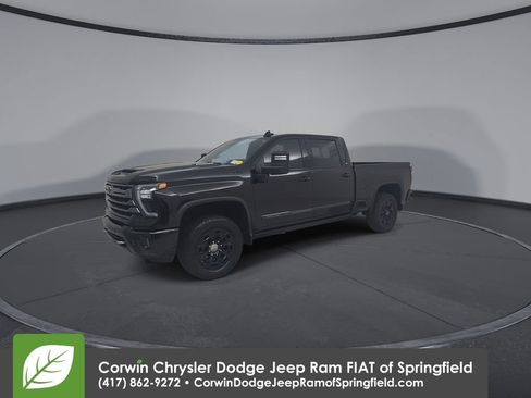 Used 2024 Chevrolet Silverado 3500 High Country w/ High Country Premium Package AWD/4WD image 7