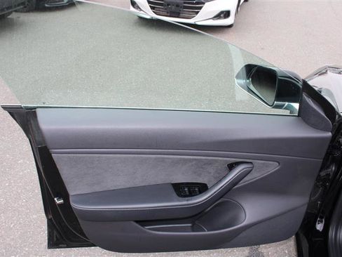 Used 2018 Tesla Model 3 Long Range image 12