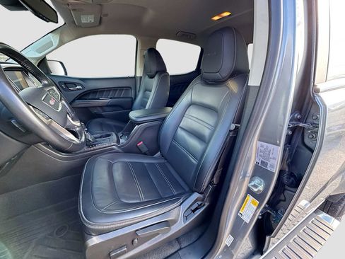 Used 2022 GMC Canyon Denali image 21