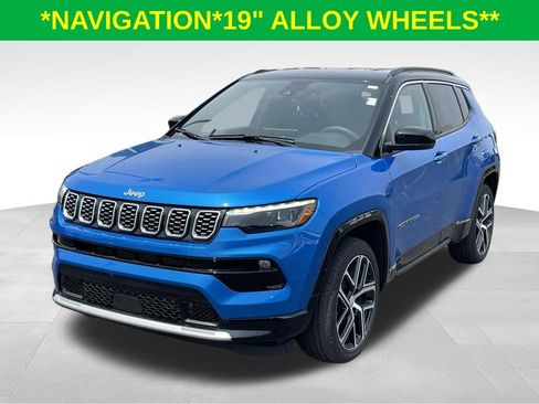 Used 2024 Jeep Compass Limited w/ Elite Group AWD/4WD image 3