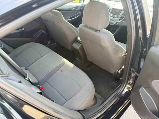 Used 2019 Chevrolet Cruze LT FWD image 37