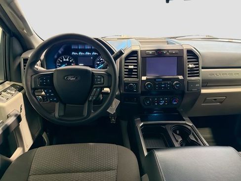 Used 2022 Ford F250 XLT w/ XLT Premium Package image 19