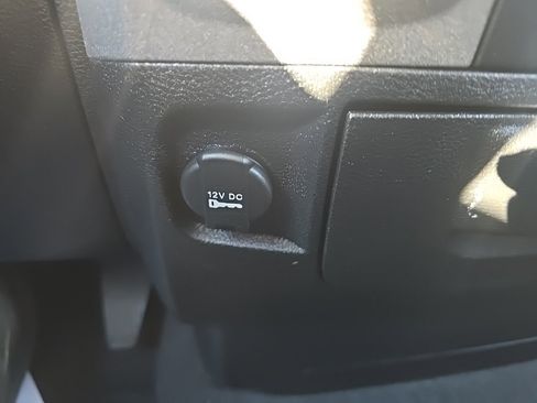 Certified 2019 RAM 1500 Express w/ Express Value Package image 31