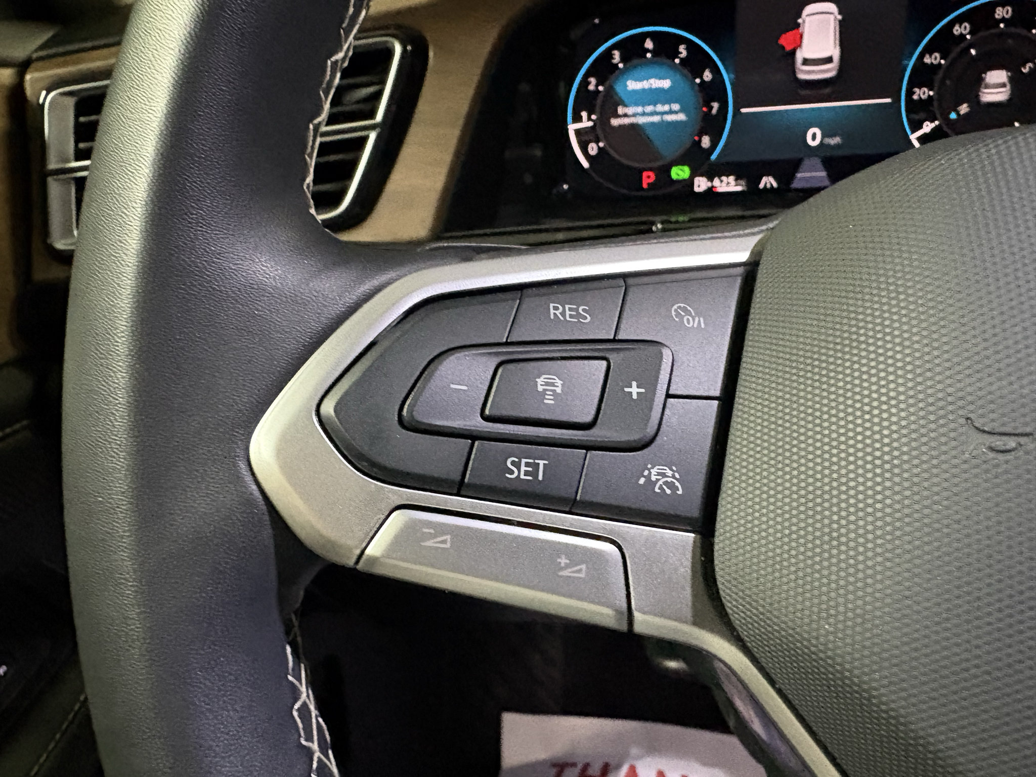Used 2024 Volkswagen Atlas SE FWD image 17